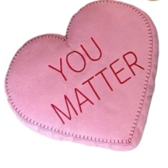 🖨️ Cashmere and cupcakes Valentine’s Day pillows - Picture 12 of 14